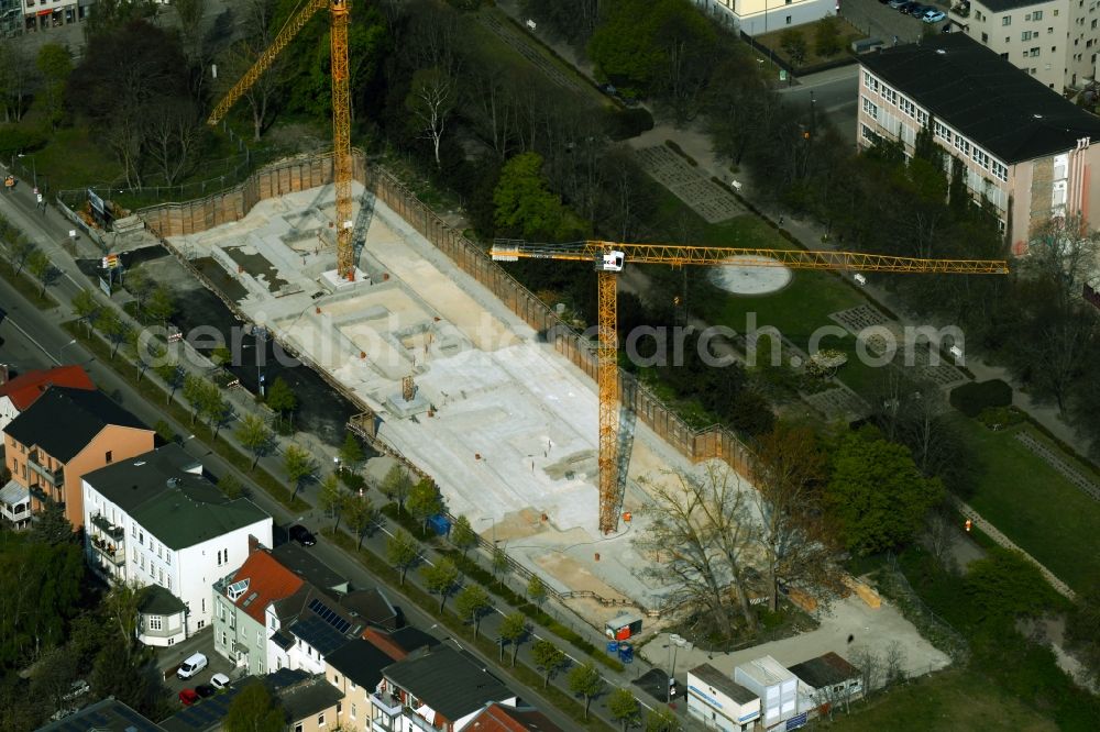 Aerial photograph Rostock - Construction site to build a new multi-family residential complex Am Rosengarten on August-Bebel-Strasse - Wallstrasse in the district Stadtmitte in Rostock in the state Mecklenburg - Western Pomerania, Germany