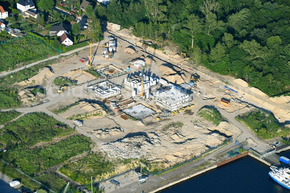 Rostock from the bird's eye view: Construction site to build a new multi-family residential complex on F.-Bremer-Promenade in Rostock in the state Mecklenburg - Western Pomerania, Germany