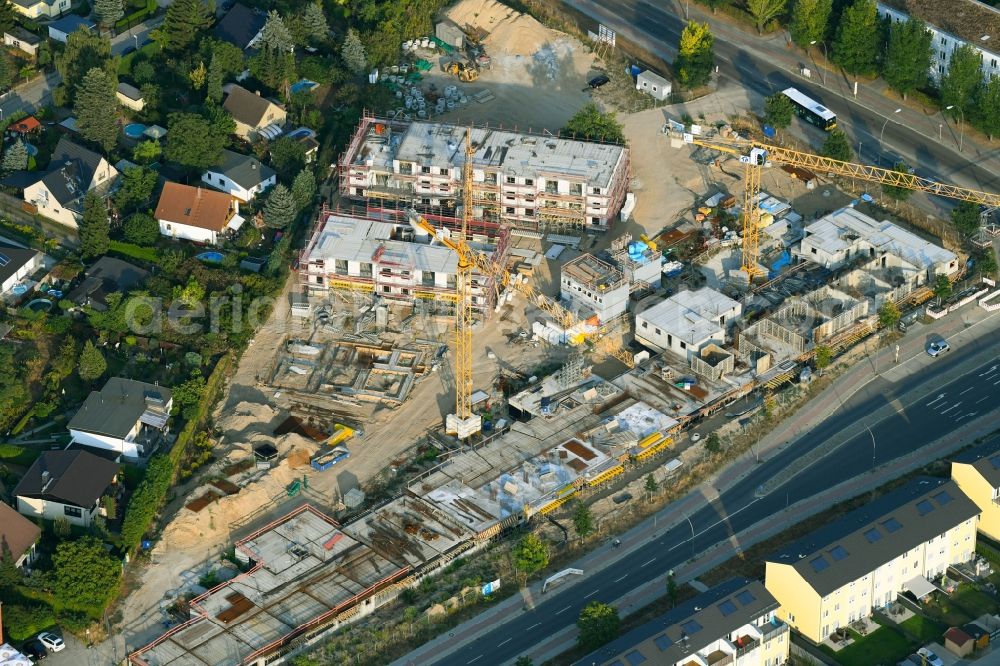 Aerial image Berlin - Construction site to build a new multi-family residential complex Schoenefelder Chaussee corner Wegedornstrasse in the district Altglienicke in Berlin, Germany