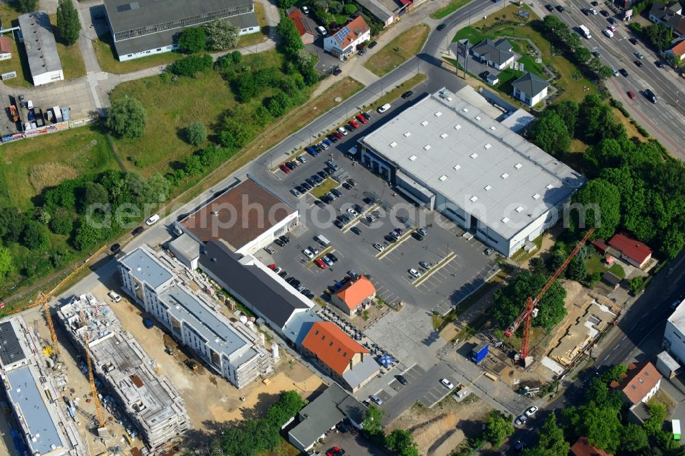 Berlin from above - Construction site to build a new multi-family residential complex An der Schule destrict Mahlsdorf in Berlin