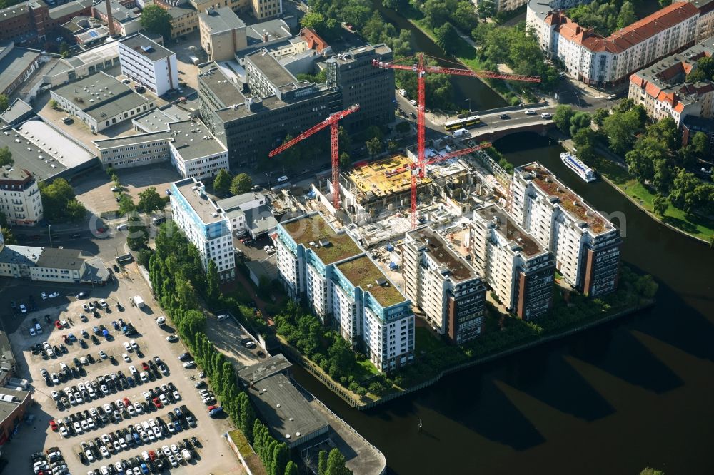 Aerial photograph Berlin - Construction site to build a new multi-family residential complex Spree-One of OPTIMA-AEGIDIUS-FIRMENGRUPPE Nymphenburger Beteiligungs AG on Dovestrasse in the district Charlottenburg-Wilmersdorf in Berlin, Germany