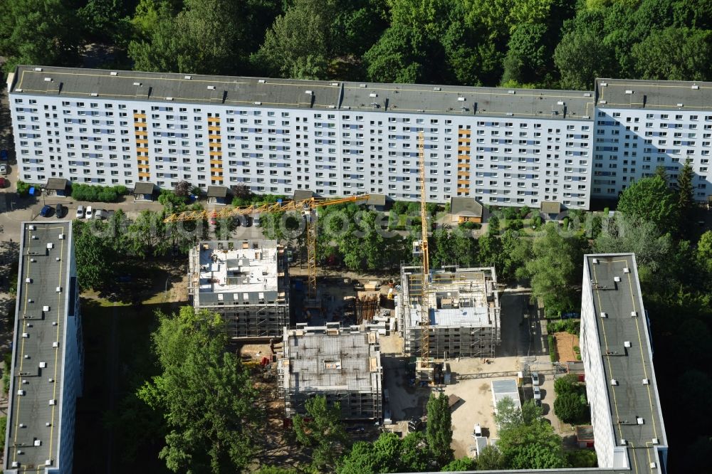 Berlin from above - Construction site to build a new multi-family residential complex townhouses Dolgenseestrasse of housing association HOWOGE in the district Lichtenberg in Berlin, Germany