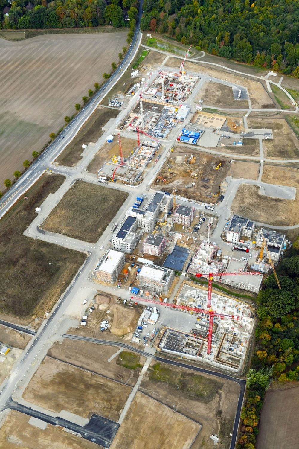 Aerial photograph Wolfsburg - Construction site to build a new multi-family residential complex Steimker Gaerten in Wolfsburg in the state Lower Saxony, Germany