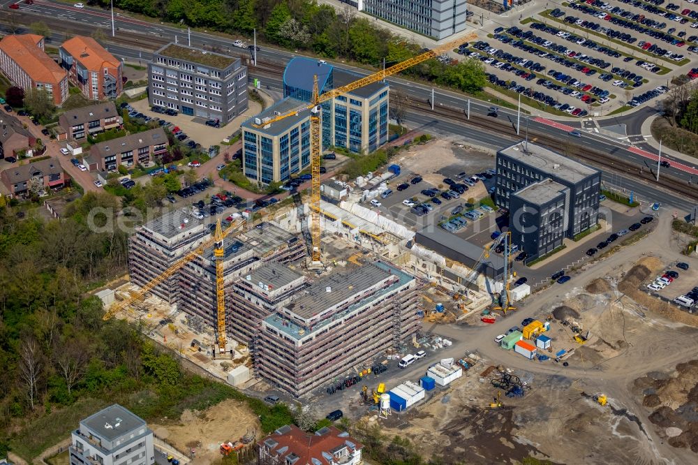 Bochum from the bird's eye view: Construction site to build a new multi-family residential complex Seven Stones on Universitaetsstrasse in the district Wiemelhausen in Bochum in the state North Rhine-Westphalia, Germany