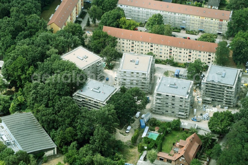 Potsdam from above - Construction site to build a new multi-family residential complex on Tiroler Donm in the district Potsdam Sued in Potsdam in the state Brandenburg, Germany