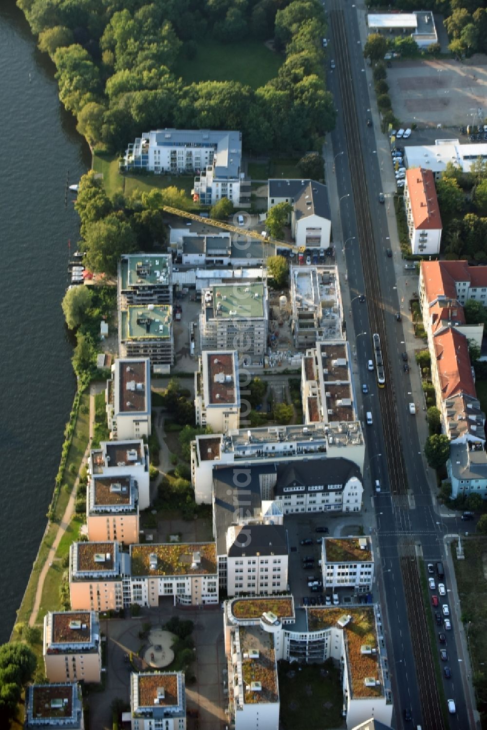 Aerial photograph Berlin - Construction site to build a new multi-family residential complex at Koepenick Lindenstrasse in Berlin in Germany