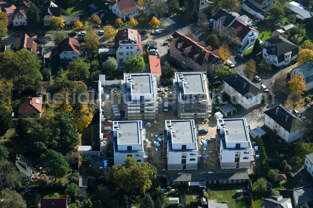 Hohen Neuendorf from above - Construction site to build a new multi-family residential complex Ulmengaerten through the City ond Home GmbH on Stolper Strasse in Hohen Neuendorf in the state Brandenburg, Germany