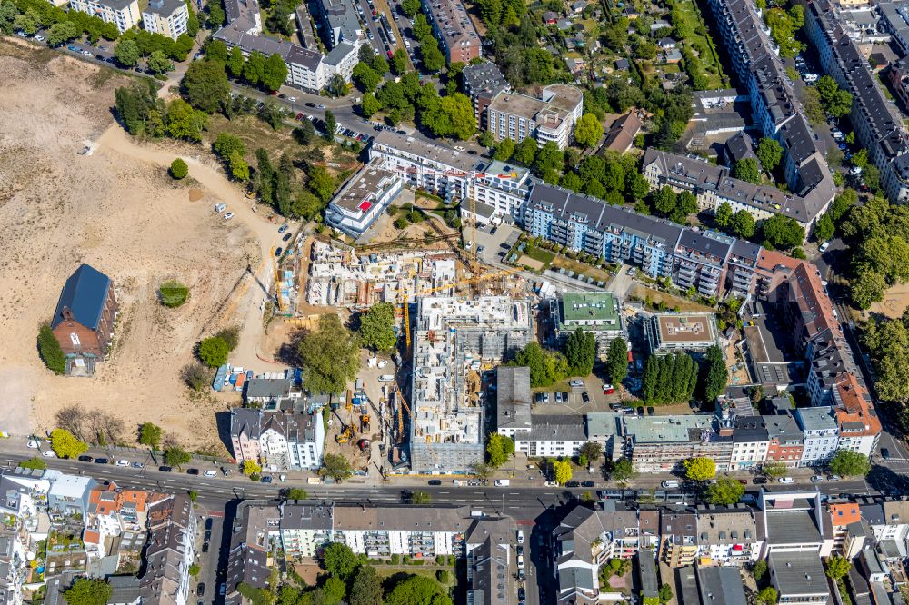 Aerial image Düsseldorf - Construction site to build a new multi-family residential complex Ulmer Hoeh' on Ulmenstrasse in Duesseldorf at Ruhrgebiet in the state North Rhine-Westphalia, Germany