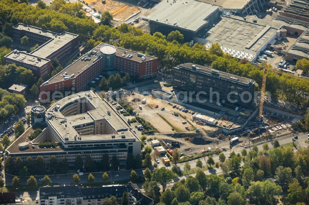 Dortmund from the bird's eye view: Construction site to build a new multi-family residential complex of Vivawest Wohnen GmbH on Berswordtstrasse in Dortmund in the state North Rhine-Westphalia, Germany