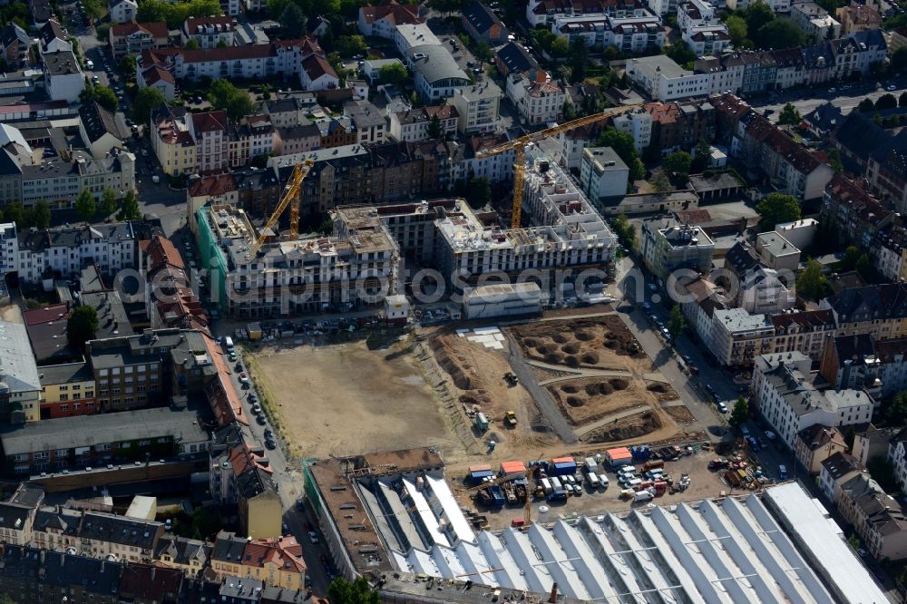 Offenbach am Main from above - Construction site to build a new multi-family residential complex an der Waldstrasse - Senefelderstrasse - Gustav-Adolf-Strasse in Offenbach am Main in the state Hesse