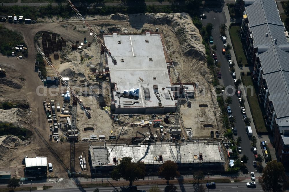 Berlin from above - Construction site to build a new multi-family residential complex on Weissenhoeher Strasse - Arno-Phillipstal-Strasse of Bonava Deutschland GmbH im Stadtteil Kaulsdorf in Berlin