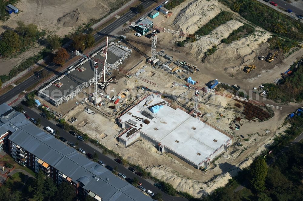 Berlin from the bird's eye view: Construction site to build a new multi-family residential complex on Weissenhoeher Strasse - Arno-Phillipstal-Strasse of Bonava Deutschland GmbH im Stadtteil Kaulsdorf in Berlin