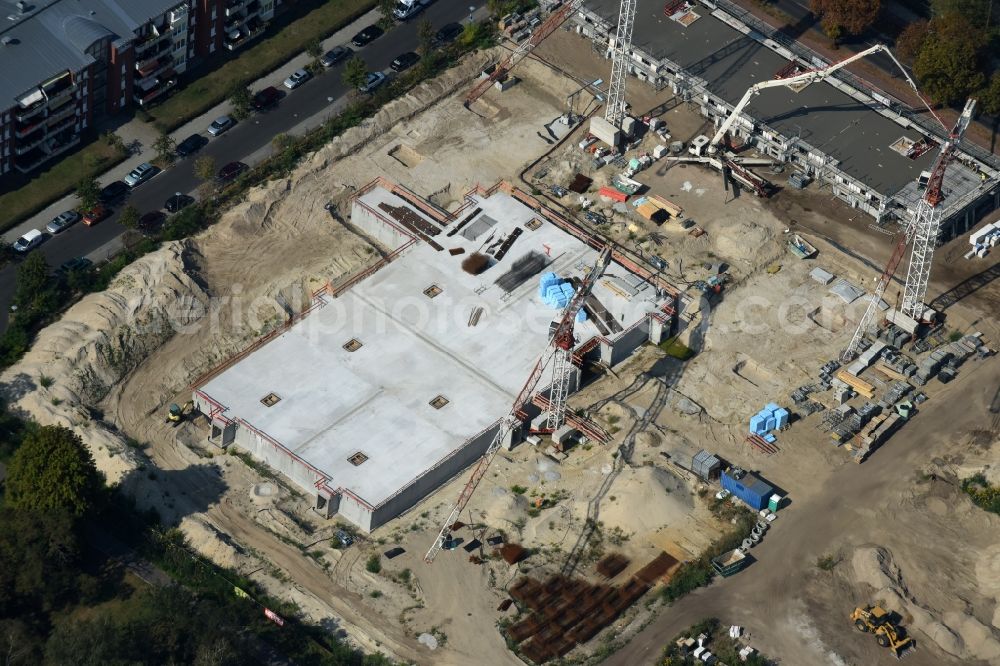 Aerial image Berlin - Construction site to build a new multi-family residential complex on Weissenhoeher Strasse - Arno-Phillipstal-Strasse of Bonava Deutschland GmbH im Stadtteil Kaulsdorf in Berlin