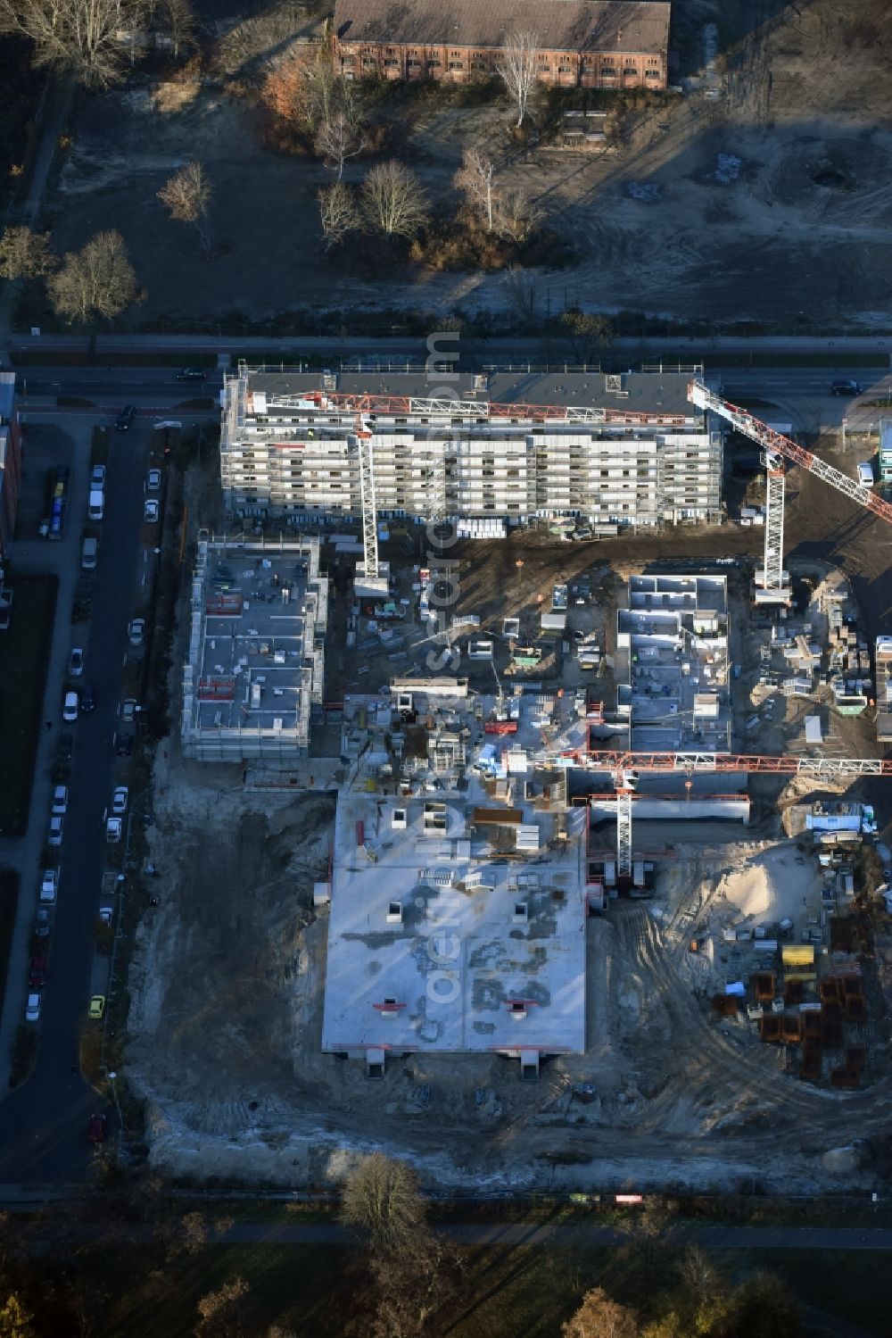 Aerial photograph Berlin - Construction site to build a new multi-family residential complex on Weissenhoeher Strasse - Arno-Phillipstal-Strasse of Bonava Deutschland GmbH im Stadtteil Kaulsdorf in Berlin