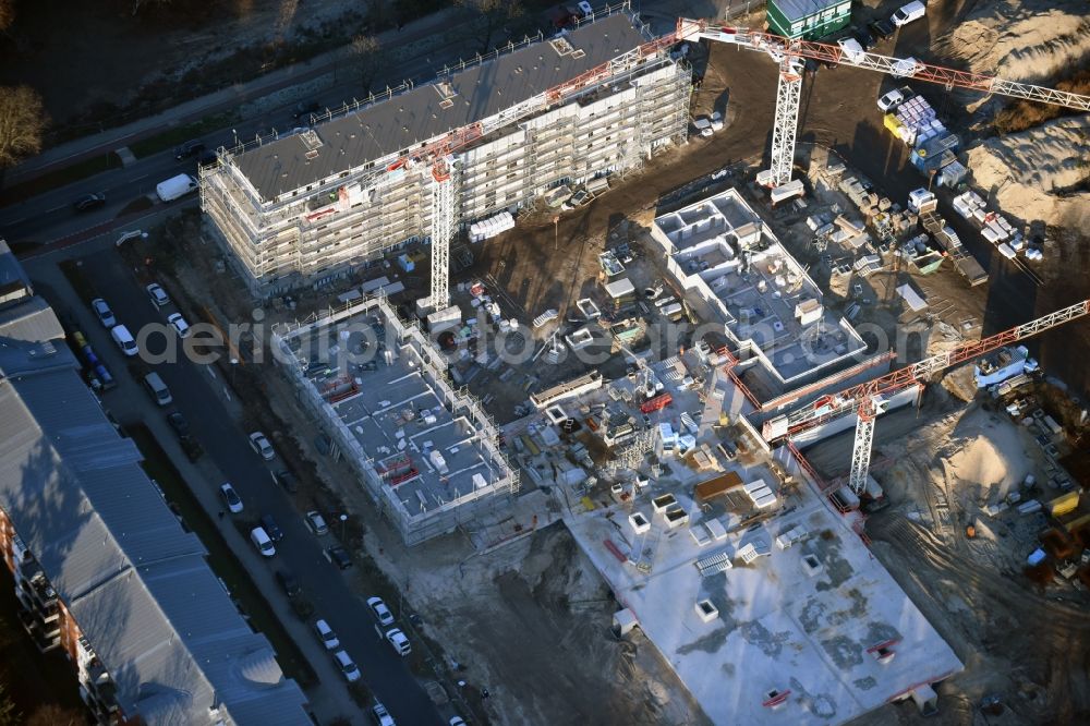 Berlin from above - Construction site to build a new multi-family residential complex on Weissenhoeher Strasse - Arno-Phillipstal-Strasse of Bonava Deutschland GmbH im Stadtteil Kaulsdorf in Berlin