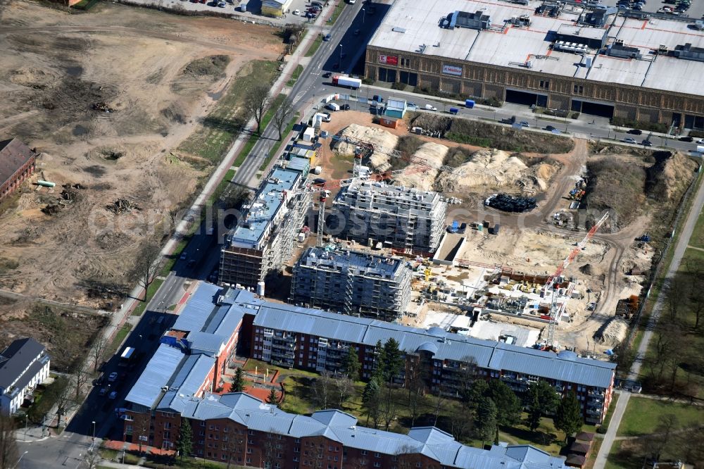 Berlin from above - Construction site to build a new multi-family residential complex on Weissenhoeher Strasse - Arno-Phillipstal-Strasse of Bonava Deutschland GmbH im Stadtteil Kaulsdorf in Berlin