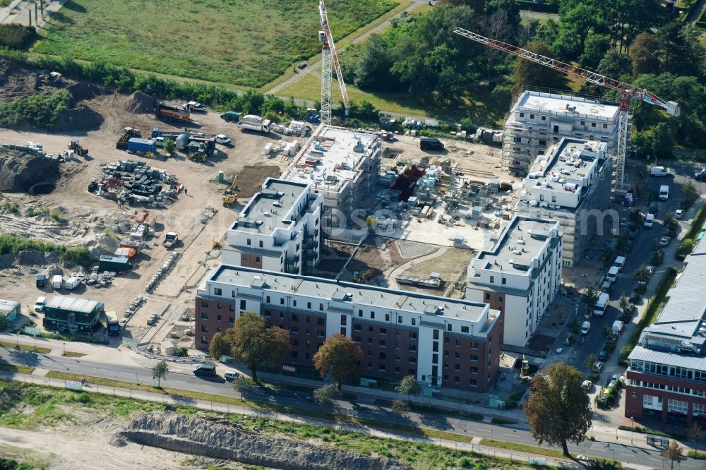 Aerial photograph Berlin - Construction site to build a new multi-family residential complex on Weissenhoeher Strasse - Arno-Phillipstal-Strasse of Bonava Deutschland GmbH im Stadtteil Kaulsdorf in Berlin