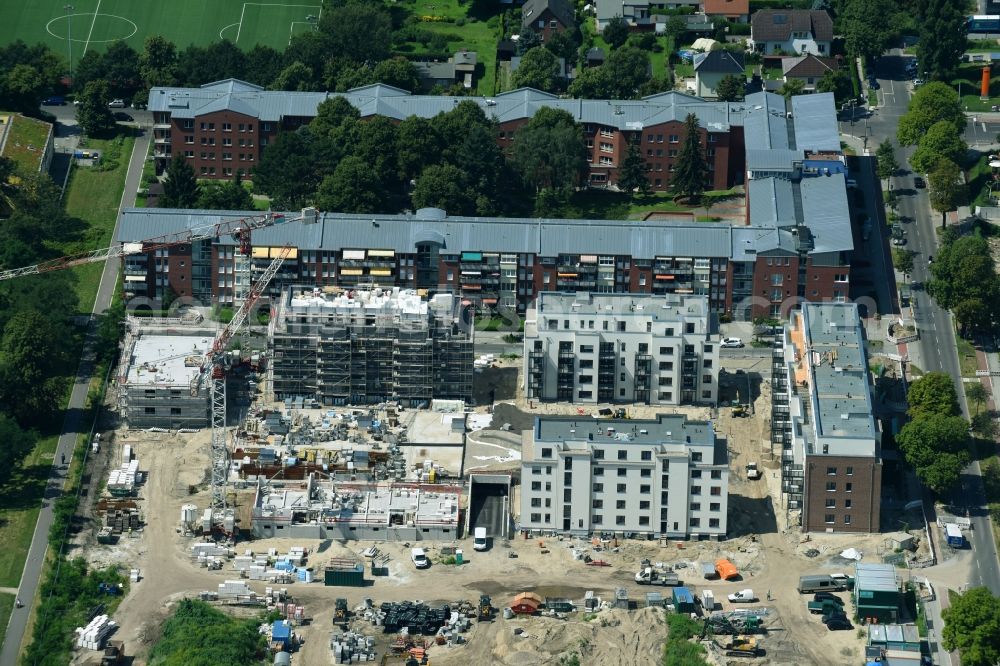 Aerial photograph Berlin - Construction site to build a new multi-family residential complex on Weissenhoeher Strasse - Arno-Phillipstal-Strasse of Bonava Deutschland GmbH im Stadtteil Kaulsdorf in Berlin