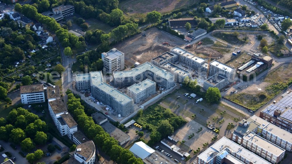 Bonn from the bird's eye view: Construction site to build a new multi-family residential complex Westside between Siemensstrasse and Am Propsthof in the district Endenich in Bonn in the state North Rhine-Westphalia, Germany