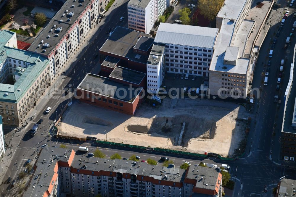 Berlin from the bird's eye view: Construction site to build a new multi-family residential complex Behrenstrasse - Wilhelmstrasse - Franzoesische Strasse in the district Mitte in Berlin, Germany