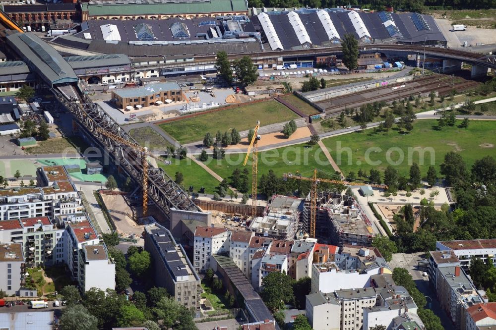 Aerial photograph Berlin - Construction site to build a new multi-family residential complex WOHNPANORAMA on Dennewitzstrasse in the district Berlin-Kreuzberg in Berlin, Germany