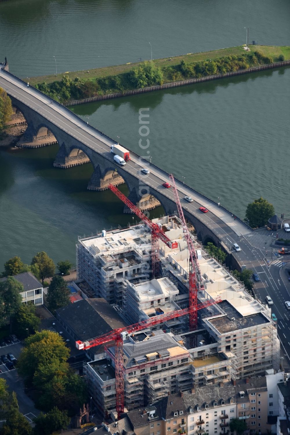 Aerial image Koblenz - Construction site to build a new multi-family residential complex Wohnquartier Weisser Hoefe Am Wolfstor in Koblenz in the state Rhineland-Palatinate, Germany