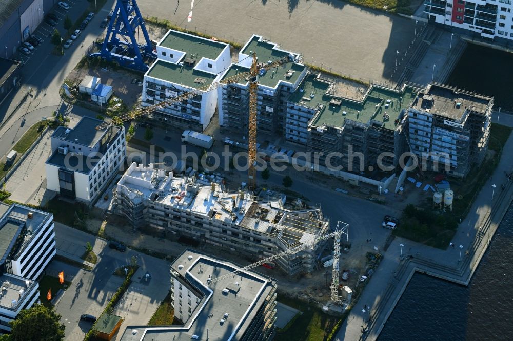 Rostock from above - Construction site to build a new multi-family residential complex of Wohnungsgenossenschaft Marienehe eG on Hellingstrasse in Rostock in the state Mecklenburg - Western Pomerania, Germany