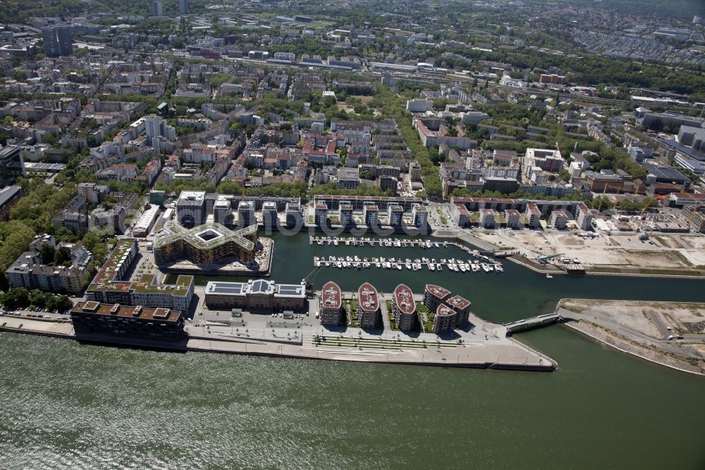 Aerial photograph Mainz - Construction site to build a new multi-family residential complex on Zollhafen in Mainz in the state Rhineland-Palatinate, Germany