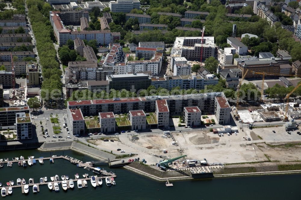 Mainz from above - Construction site to build a new multi-family residential complex on Zollhafen in Mainz in the state Rhineland-Palatinate, Germany