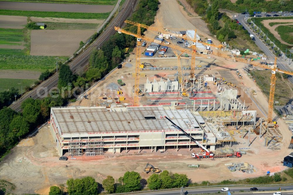 Aerial photograph Offenbach am Main - Construction site for the new building Mercedes- Benz-Niederlassung Rhein-Main in Offenbach am Main in the state Hesse