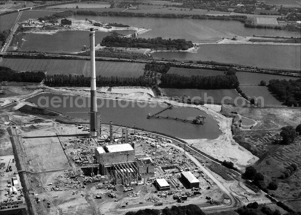 Kamp-Lintfort from the bird's eye view: New construction of the waste incineration plant Abfallentsorgungszentrum Asdonkshof on Graftstrasse in Kamp-Lintfort in the state North Rhine-Westphalia, Germany