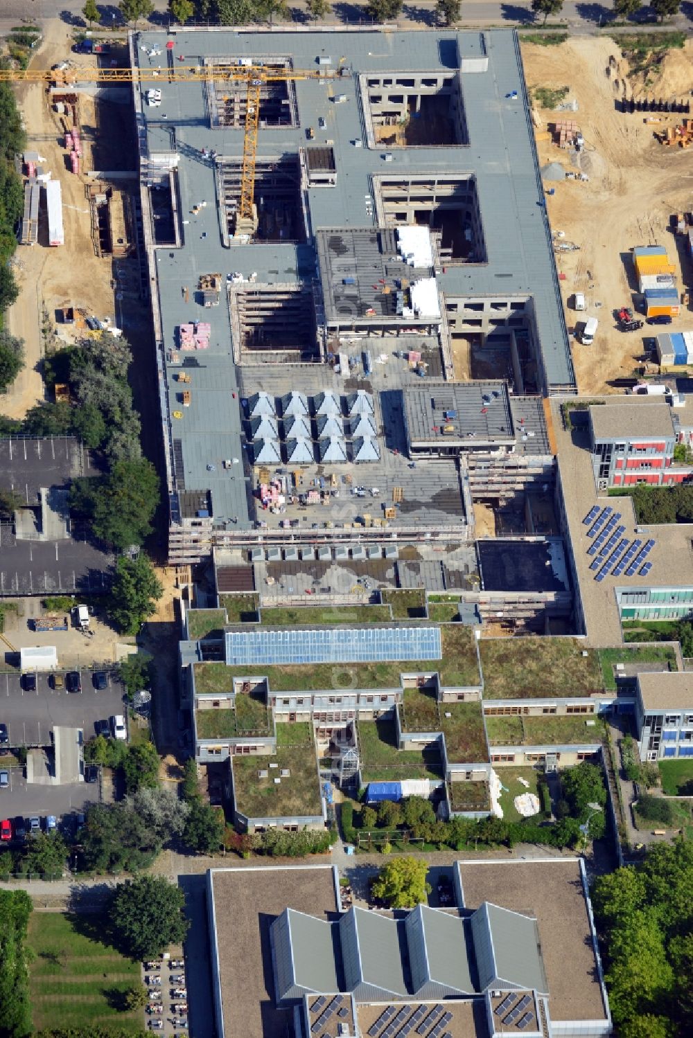 Berlin from above - Construction site for the construction of a new library of small compartments and a scientific library of the Free University at the FU Berlin Dahlem Fabeckstrasse