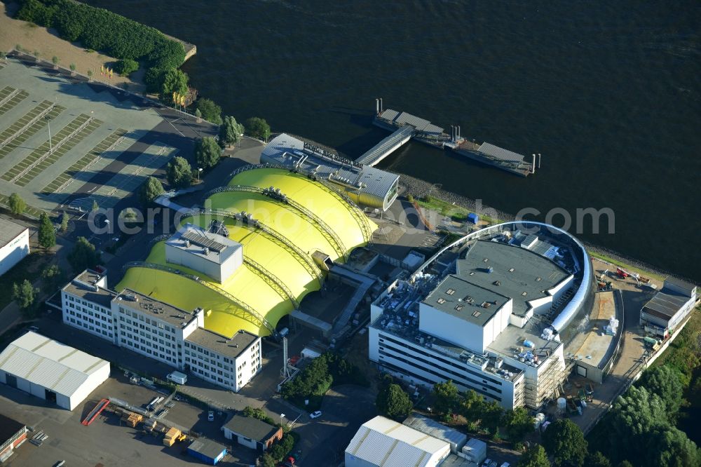 Aerial photograph Hamburg - Construction site for the new building of the new Musical Theatre, Stage entertainment on the banks of the Elbe in Hamburg Steinwerder