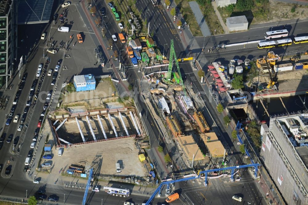 Berlin from above - Construction site to build a new north - south tunnel for the train at the main station in Berlin Moabit. Known as the S21 north tunnel connection is part of the tunnel complex of the German Bahn AG