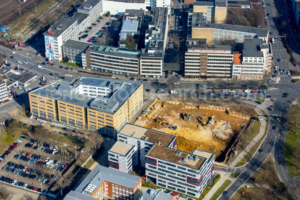 Aerial image Essen - Construction site to build a new novelty style hotel and office complex on the street Friedrich in Essen in North Rhine-Westphalia