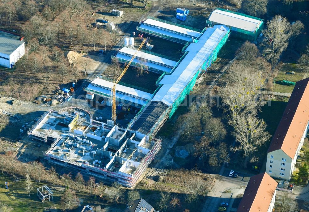 Aerial image Hoyerswerda - Construction site for the construction of a new high school between Konrad-Zuse-Strasse and Claus-von-Stauffenberg-Strasse in Hoyerswerda in the state of Saxony