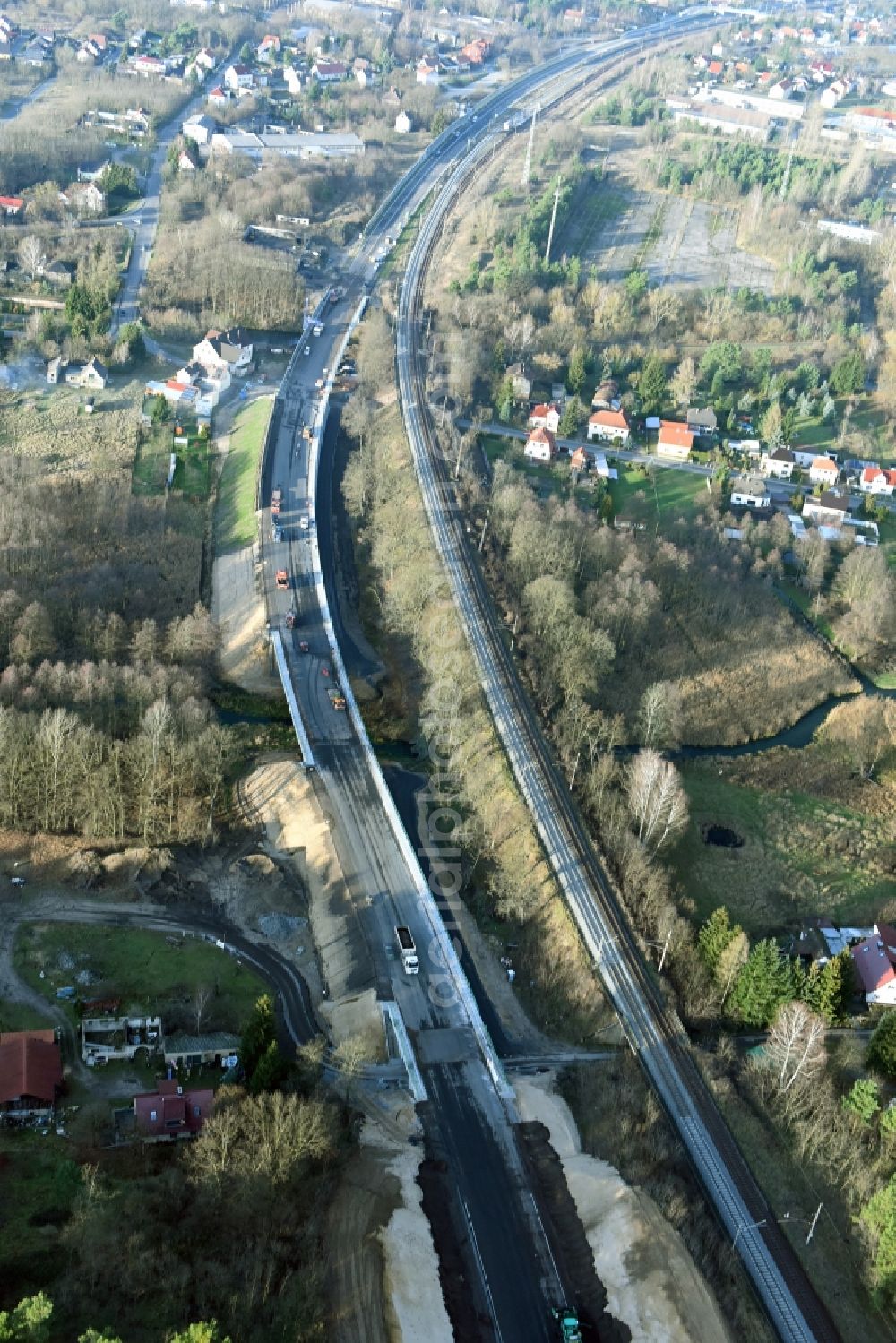 Aerial photograph Brieskow-Finkenheerd - Construction site for the new building der OU Ortsumfahrung der Bundesstrasse B112 in Brieskow-Finkenheerd in the state Brandenburg