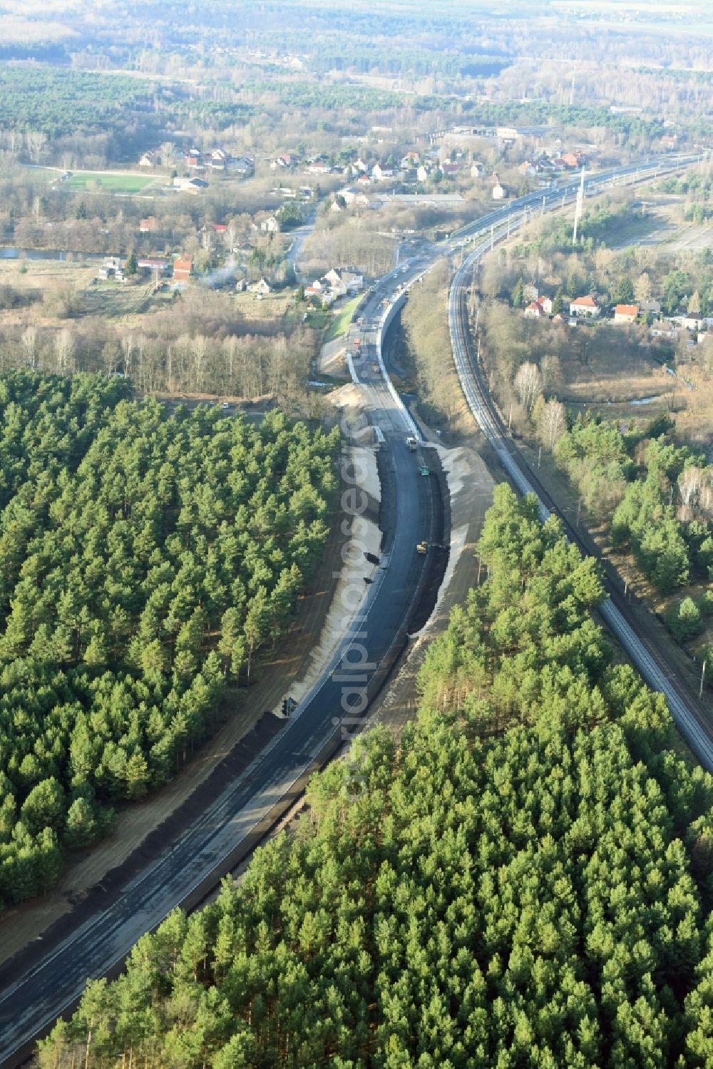 Aerial image Brieskow-Finkenheerd - Construction site for the new building der OU Ortsumfahrung der Bundesstrasse B112 in Brieskow-Finkenheerd in the state Brandenburg