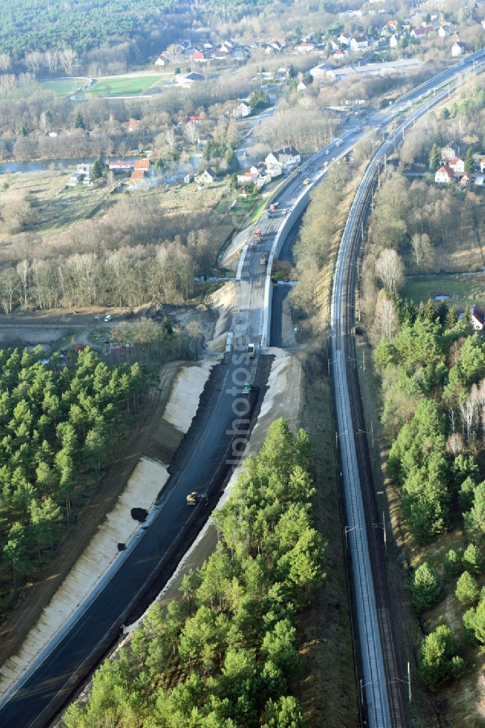 Aerial photograph Brieskow-Finkenheerd - Construction site for the new building der OU Ortsumfahrung der Bundesstrasse B112 in Brieskow-Finkenheerd in the state Brandenburg