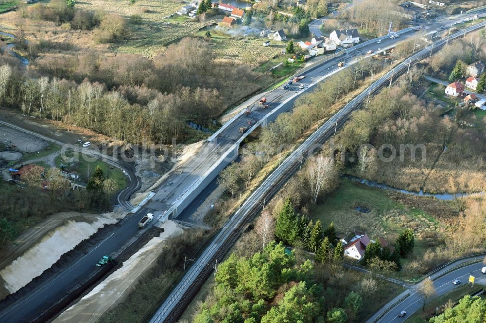 Brieskow-Finkenheerd from above - Construction site for the new building der OU Ortsumfahrung der Bundesstrasse B112 in Brieskow-Finkenheerd in the state Brandenburg