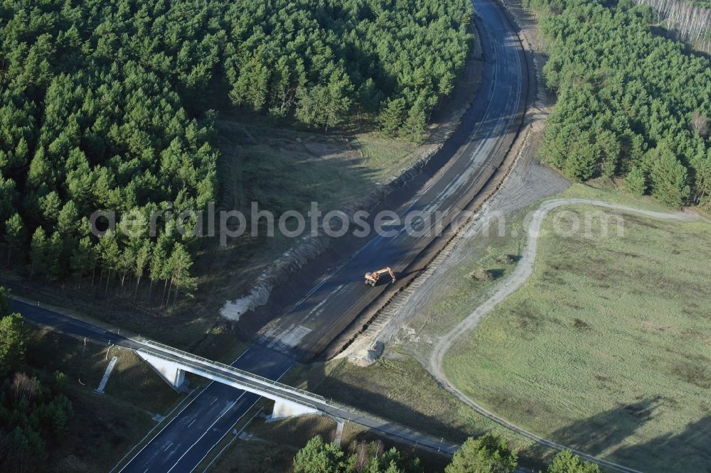 Brieskow-Finkenheerd from the bird's eye view: Construction site for the new building der OU Ortsumfahrung der Bundesstrasse B112 in Brieskow-Finkenheerd in the state Brandenburg