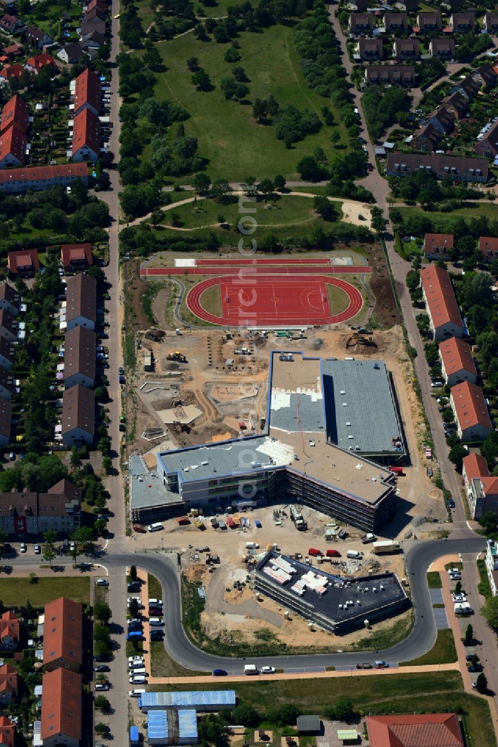 Aerial image Hönow - Construction site for the new building city destrict center between of Schulstrasse and of Marderstrasse in Hoenow in the state Brandenburg, Germany