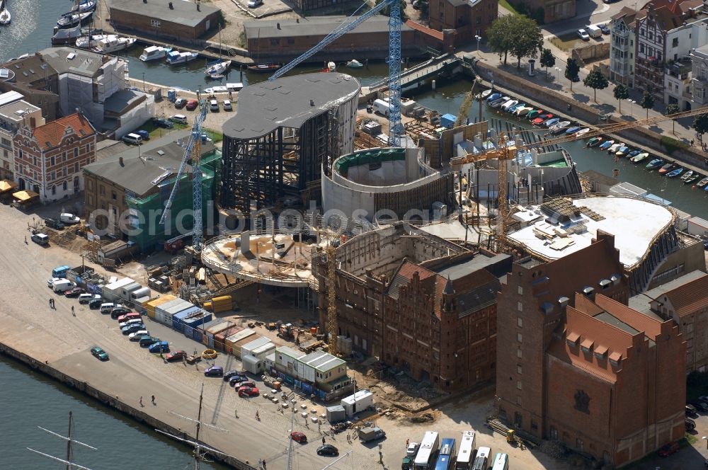 Aerial image Stralsund - Harbor island by Ozeaneum Oceanographic Museum in Stralsund in Mecklenburg - Western Pomerania