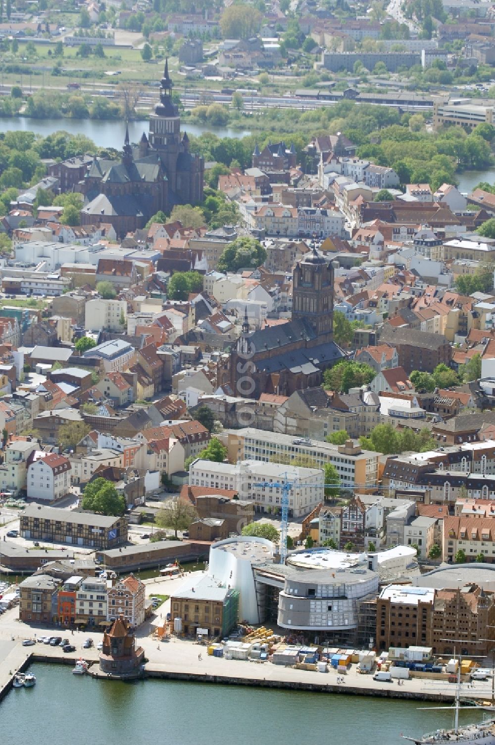 Aerial image Stralsund - Harbor island by Ozeaneum Oceanographic Museum in Stralsund in Mecklenburg - Western Pomerania