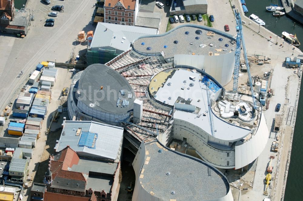 Aerial image Stralsund - Harbor island by Ozeaneum Oceanographic Museum in Stralsund in Mecklenburg - Western Pomerania