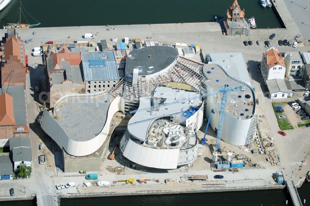 Aerial image Stralsund - Harbor island by Ozeaneum Oceanographic Museum in Stralsund in Mecklenburg - Western Pomerania