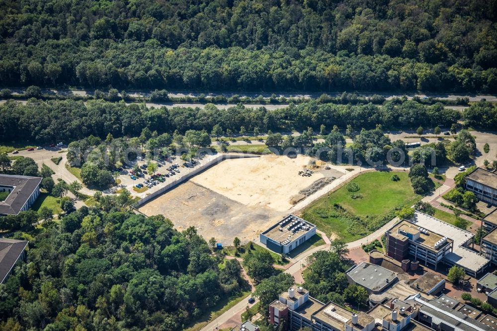 Düsseldorf from above - Construction site for the new parking garage P1 on Campus of Heinrich-Heine-Universitaet Duesseldorf along the Muenchener Strasse in Duesseldorf at Ruhrgebiet in the state North Rhine-Westphalia, Germany