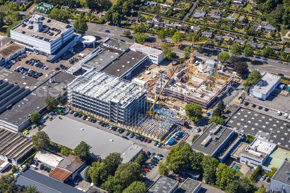 Aerial photograph Essen - Construction site for the new parking garage OPTA DATA onBerthold-Beitz-Boulevard corner Sigsfeldstrasse in the district Nordviertel in Essen in the state North Rhine-Westphalia, Germany