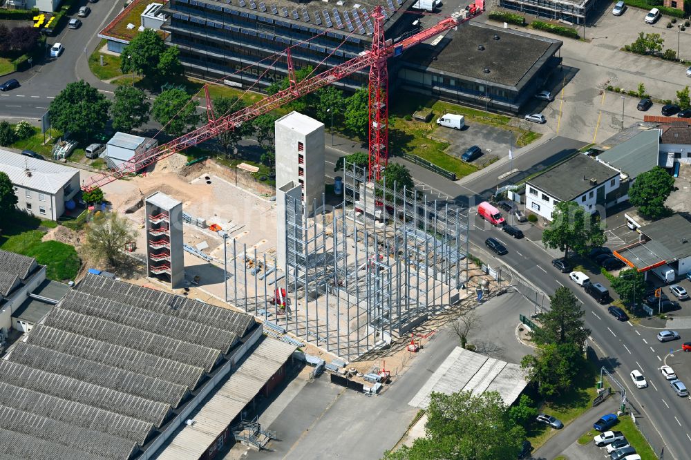 Aerial photograph Aschaffenburg - Construction site for the new parking garage on street Suedbahnhofstrasse in the district Innenstadt in Aschaffenburg in the state Bavaria, Germany