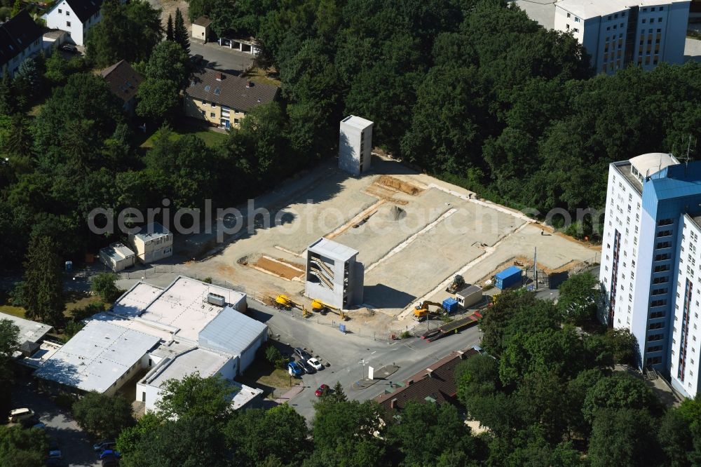 Wolfsburg from above - Construction site for the new parking garage on Klinikum Wolfsburg in Wolfsburg in the state Lower Saxony, Germany